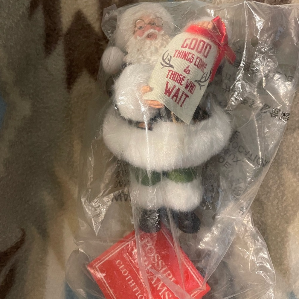 Santa hunting ornament